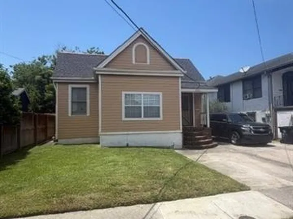 1855 Rosiere St #A, New Orleans, LA 70119