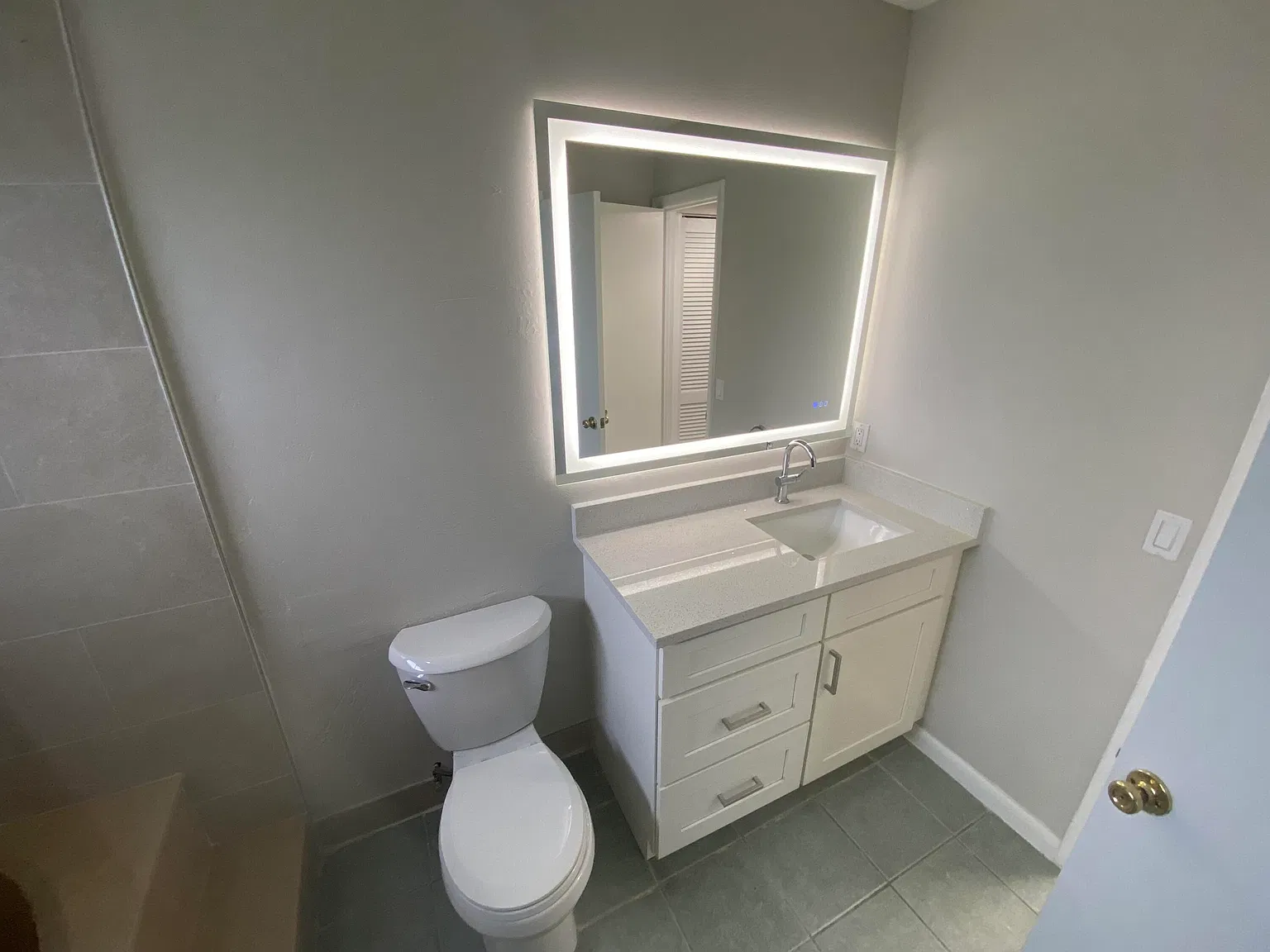 2 bed, 2.0 bath, 1137 sqft, $2,200 — Photo 3