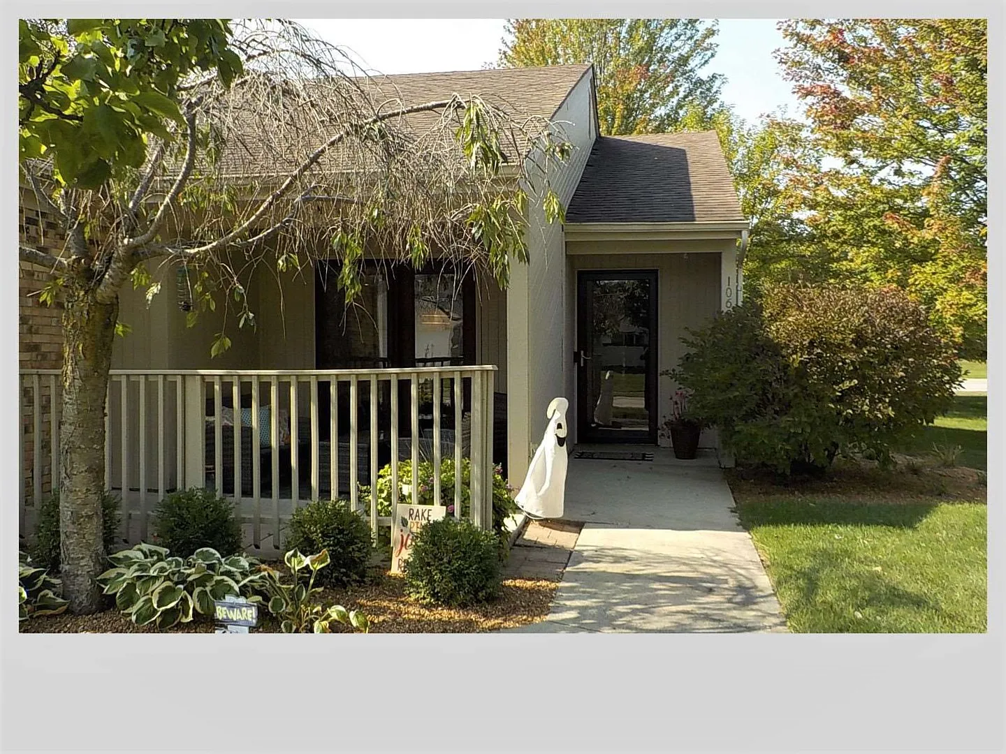 10621 Wood Flower Ct photo 1