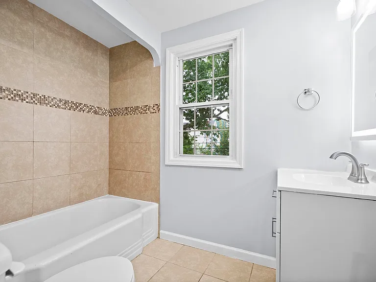 3742 E Antisdale Rd — Photo 20