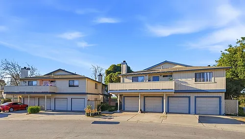 229 Silver Leaf Dr #B Photo 1
