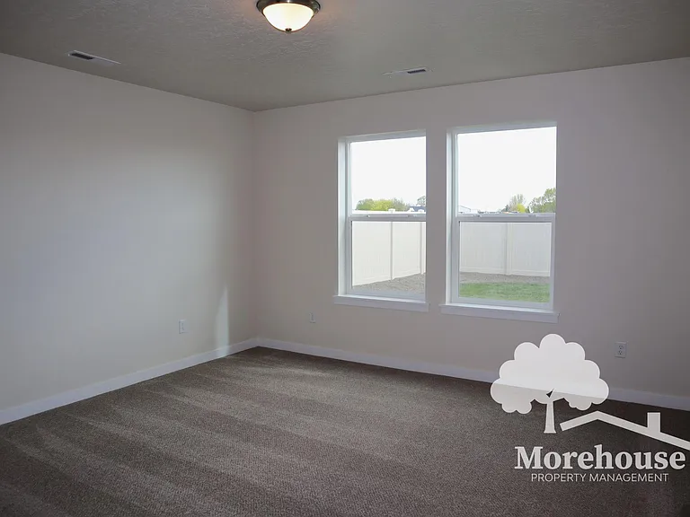 12423 Smugglers Basin St — Photo 15