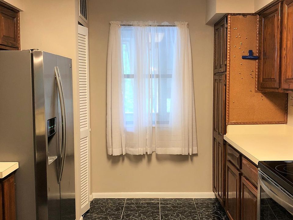 1st image of 1604 Arcadia Dr Unit 315