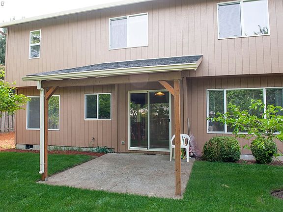 3rd image of 2116 SE 61st Dr