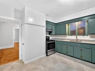 41-43 Rounds Ave #2, Providence, RI 02907