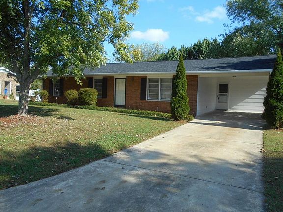 2nd image of 1118 Lorraine Dr