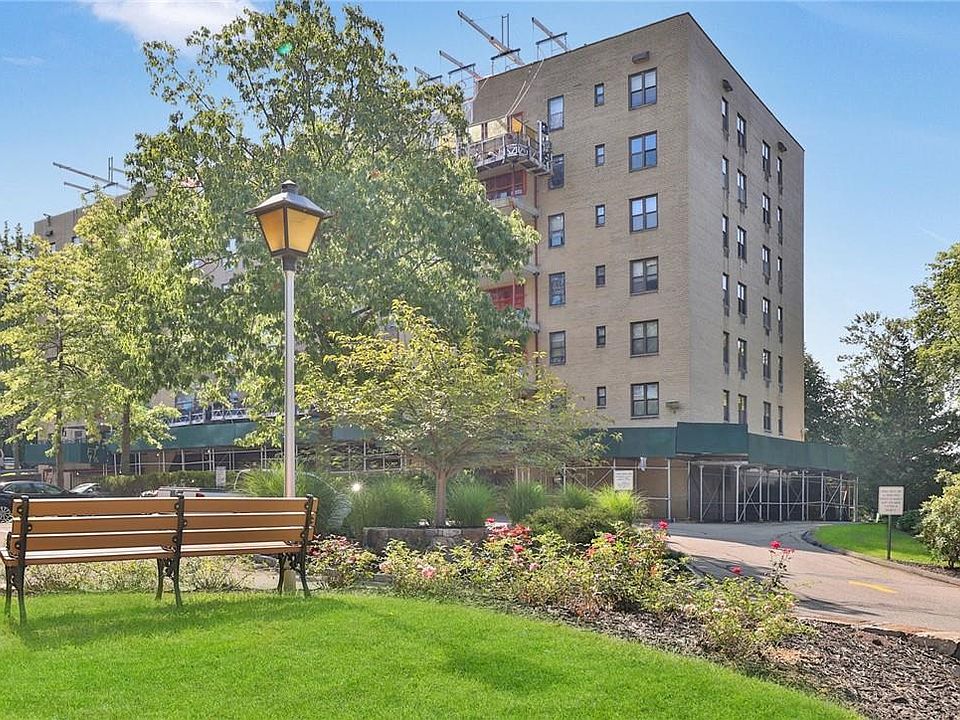 1st image of 35 Stewart Place #401