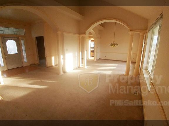 3rd image of 11891 S Shady Acres Ct