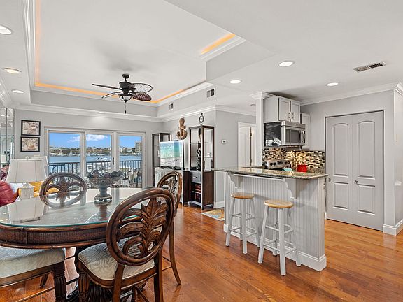 3rd image of 195 Durango Rd Unit 2C