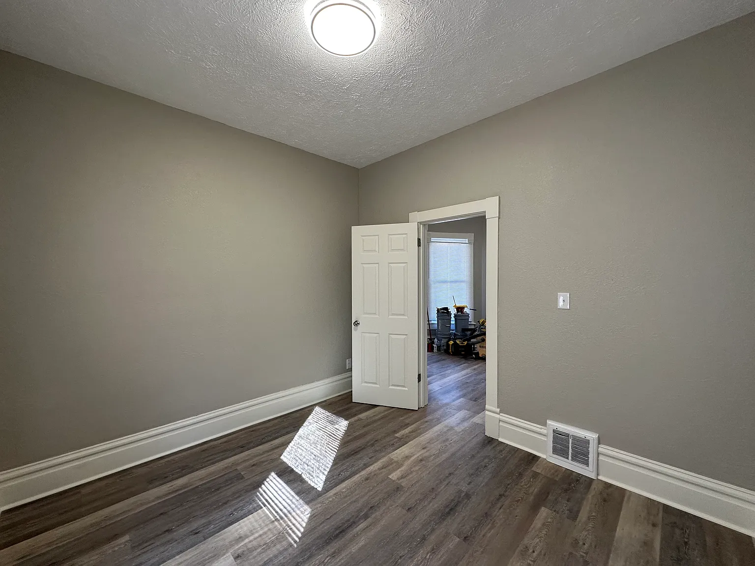 3 bed, 1358 sqft, $1,275 — Photo 3