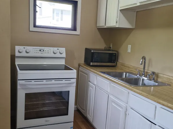 8 Hooper St #B, Athens, OH 45701