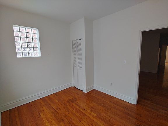 5th image of 4140 Wyoming St APT 1E