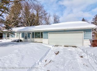4210 Gull Rd, Lansing, MI 48917