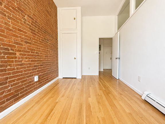 4th image of 2117 3rd Ave #2C