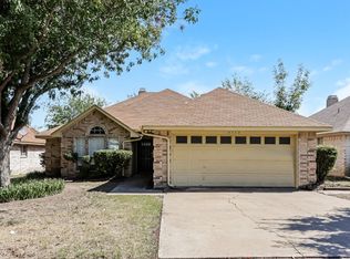 6312 S Chesterfield Dr, Fort Worth, TX 76179