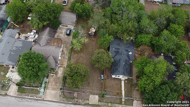 1st image of 951 Chalmers Ave