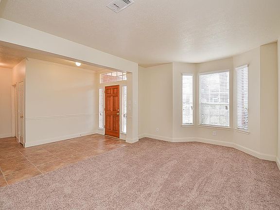 3rd image of 3742 Lauderwood Ln