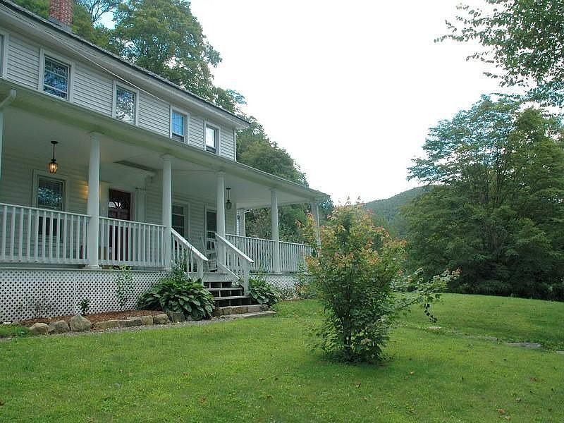 House_porch_view