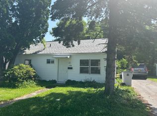 136 N Burdick St, Fayetteville, NY 13066