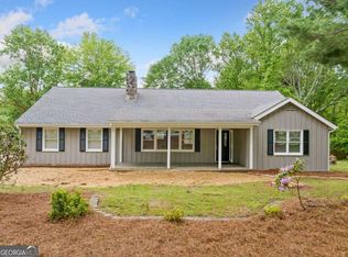 3712 Corinth Dr, Gainesville, GA 30506