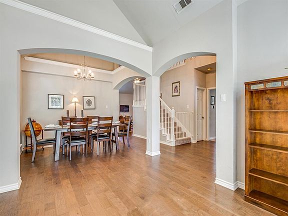 5th image of 1233 Collin Dr