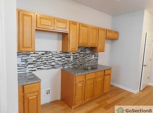 2422 N Gratz St, Philadelphia, PA