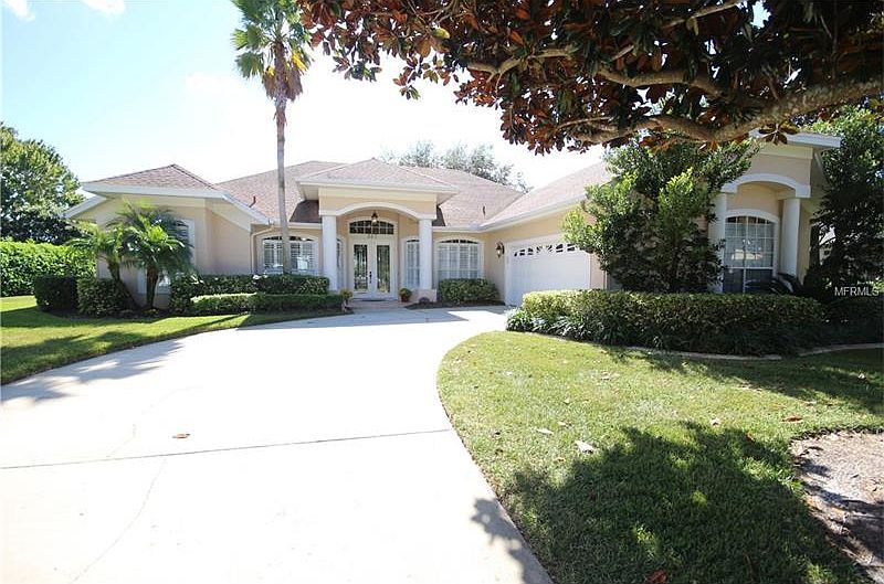 1st image of 327 Tersas Ct