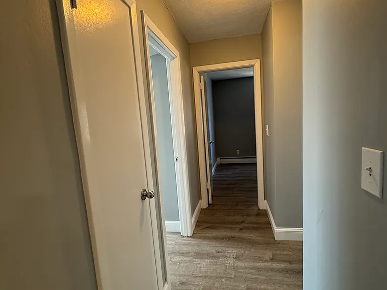 247 Main St — Photo 6
