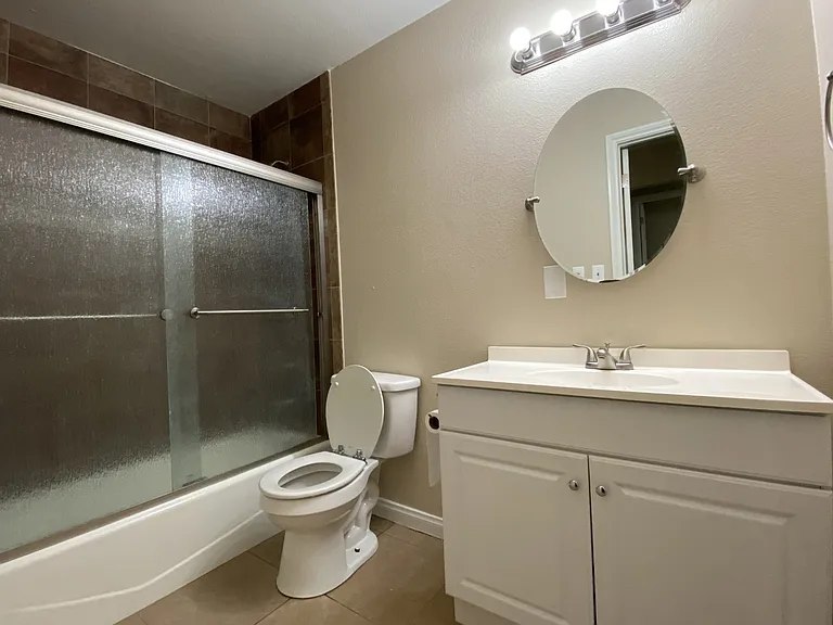 2310 Delaware St — Photo 7