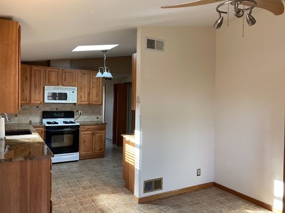 2nd image of 1304 Elgin Ave