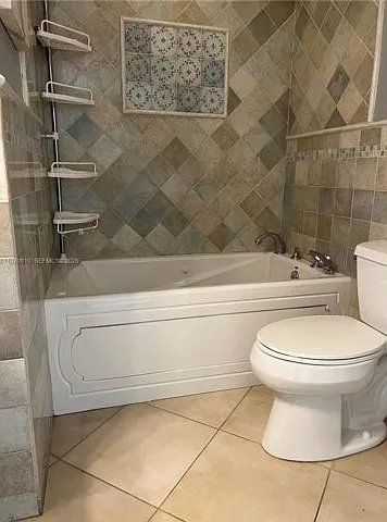158 SW 96th Ct — Photo 5