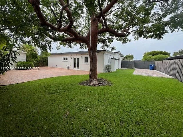 9211 SW 13th St — Photo 36