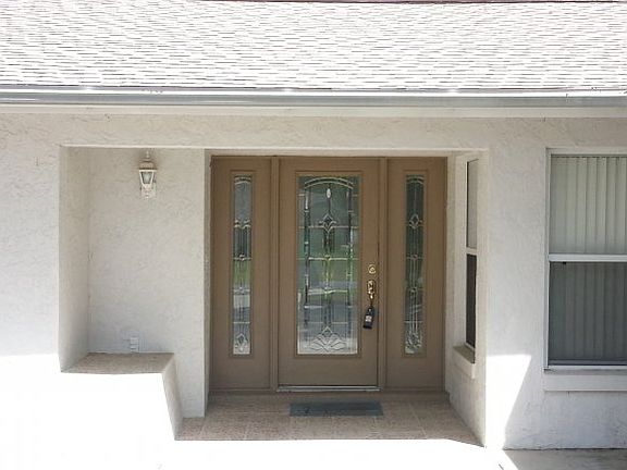 3rd image of 475 N Country Club Dr