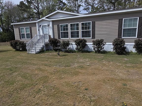2nd image of 951 Deerfield Rd