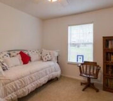 3rd image of 1701 Indian Town Ln