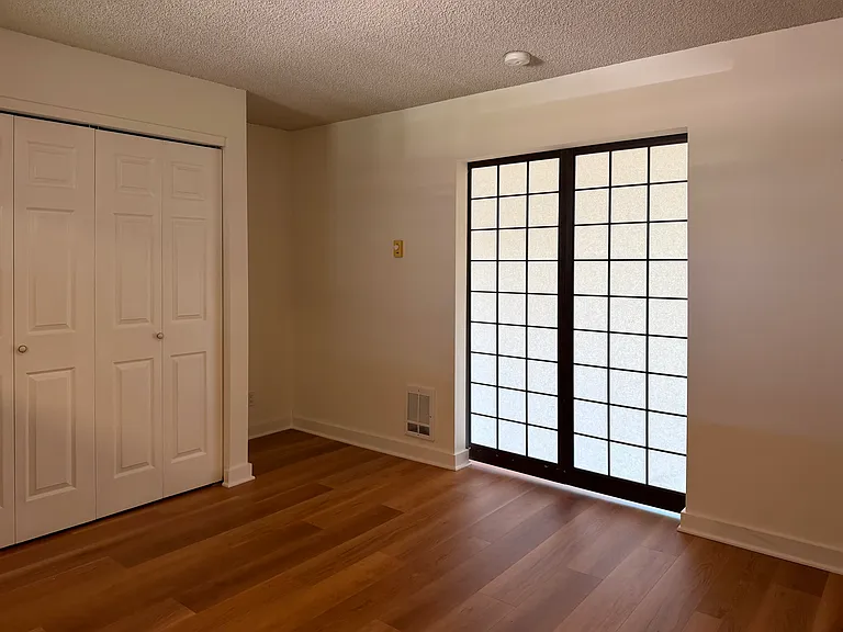 732 11th Ave E #404 — Photo 14