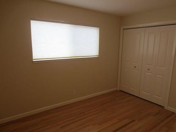 5th image of 137 Grunewald Ct