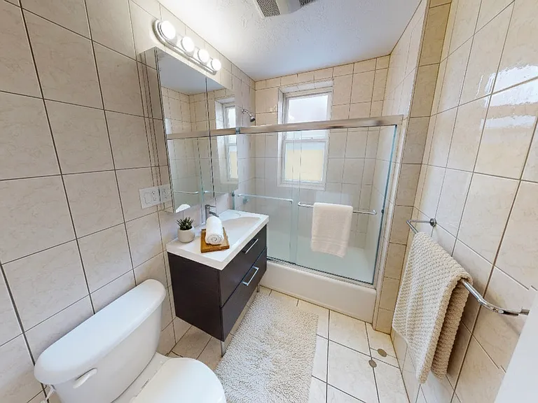 80 Thatcher St #201 — Photo 3