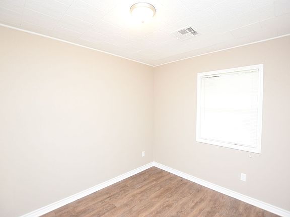 3rd image of 2517 Cypress St Unit A