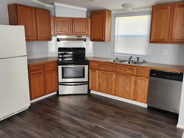 Court Fairview — Photo 12