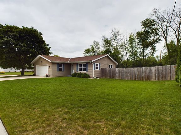 2nd image of 1373 Hazelwood Dr