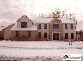 20033 Colleen Ct, Strongsville, OH
