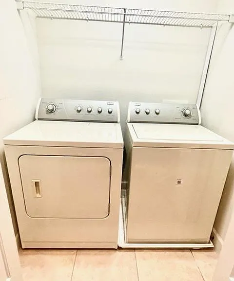 In Unit Washer/Dryer