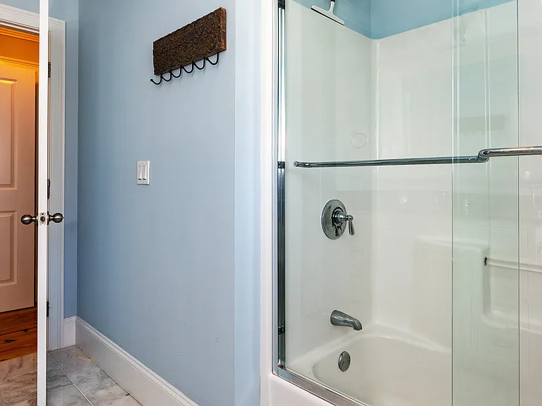19 Eustis Ave — Photo 37