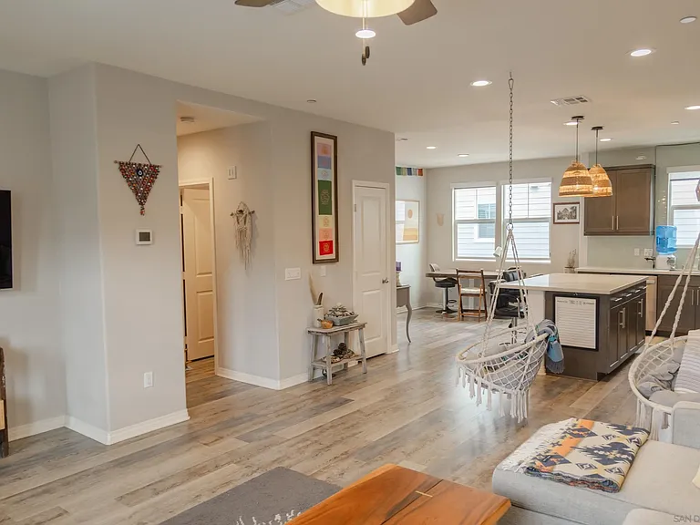 505 Lark Way — Photo 7