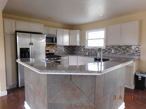 4th image of 1246 Echo Dr