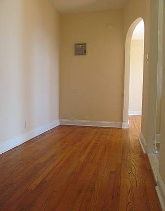 4th image of 3601 Kings Hwy APT D2