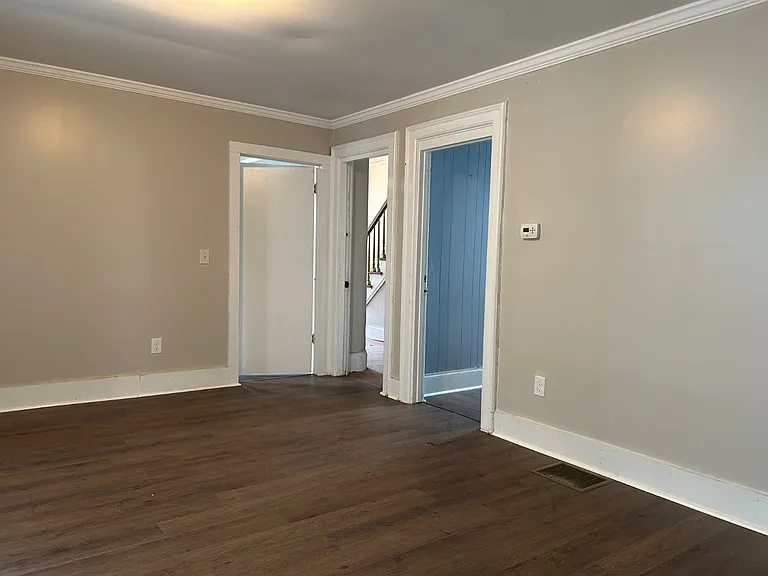 114 S Melcher St — Photo 24