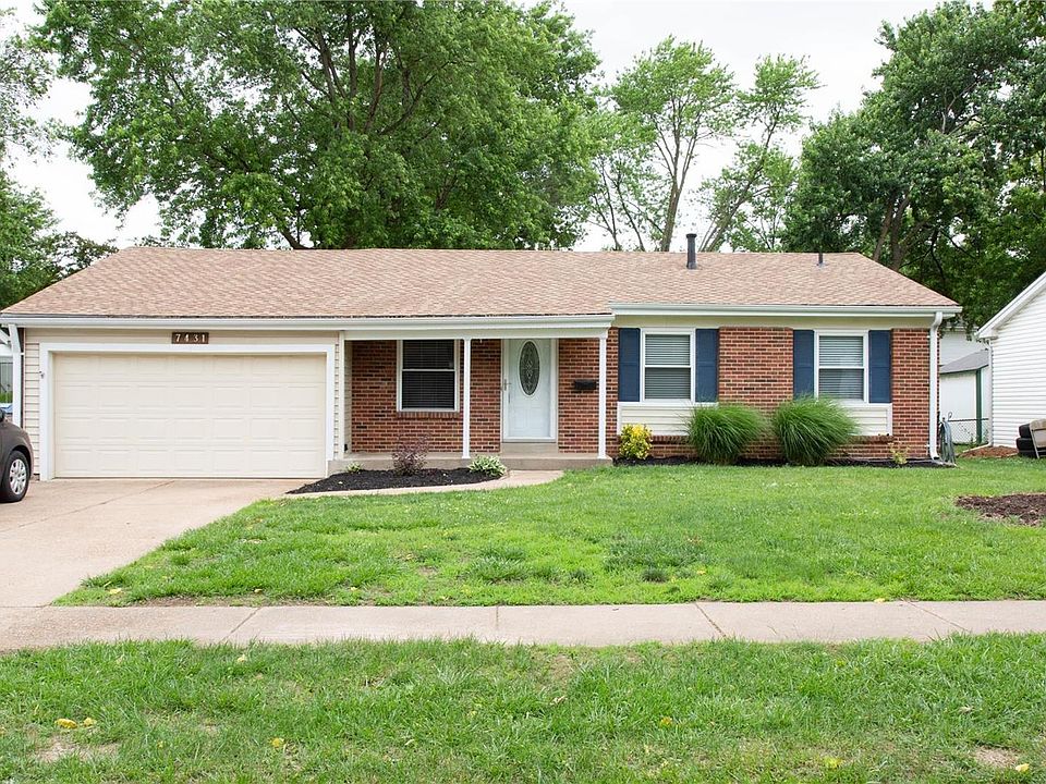 1st image of 7431 Foxfield Dr