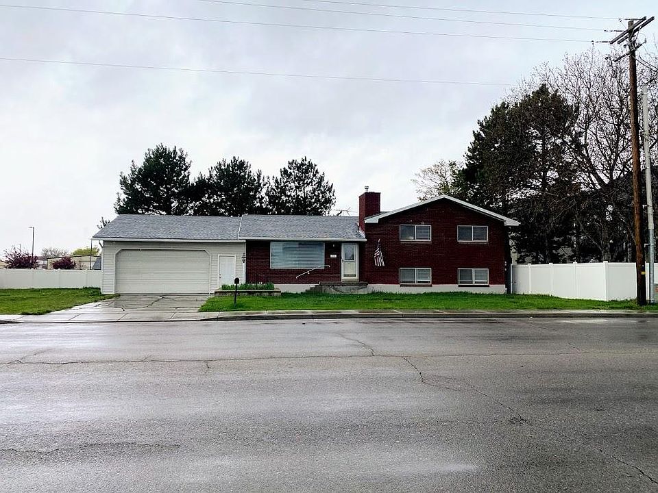 1st image of 99 N 1700th St W